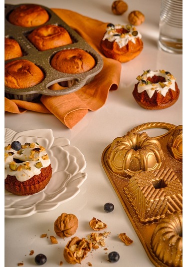 Emsan Griss Six In One 6'lı Döküm Kek Kalıbı Gold