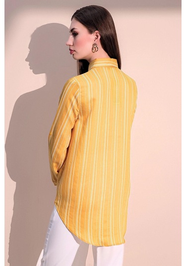 Kadın Sarı Uzun Kol Özel Kumaş Tek Cep Gömlek Dik Çizgili Arkası Uzun Basic Kesim Gömlek Sarı