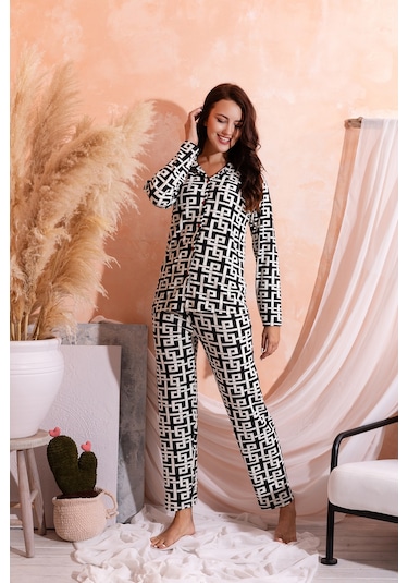 Nisanca Kışlık Düğmeli Ekose Desen Yılbaşı Temalı Kadın Süet Pijama Takımı Beyaz