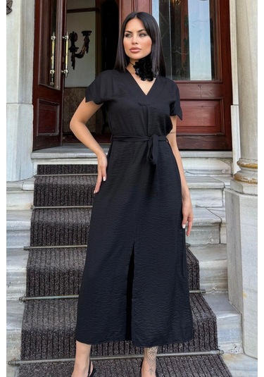 Siyah V Yaka, Kısa Kol, Airobin Kumaş, Omuz Detaylı, Kemerli/kuşaklı, Önden Yırtmaçlı Maxi Elbise Siyah