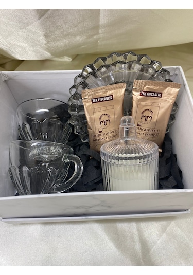 Türk Kahvesi Seti Hediye Kutusu 2 Cam Fincan, Sunum Tabağı, Mehmet Efendi Kahve Özel Hediye Seti -