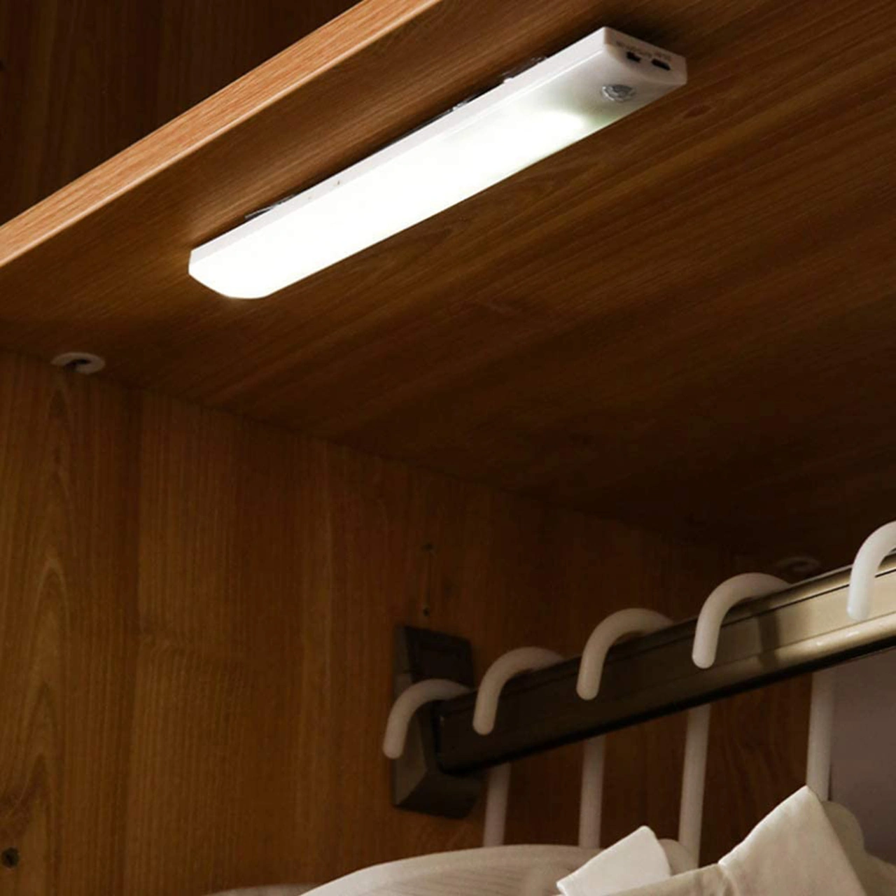 Yaleker Led Hareket Sensörlü Işık, Usb Şarjlı, 7 Led Beyaz Işık, 350mah, Dolap/yatak Odası/merdiven Işığı X15 Diğer