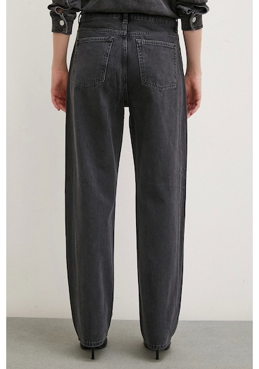 Never More Yüksek Bel Düğme Kapamalı Mom Jean Siyah Siyah