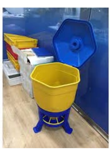 Nurdağ Hırdavat Tavuk Kaz Hindi Yemlik 40 KG 2 Adet