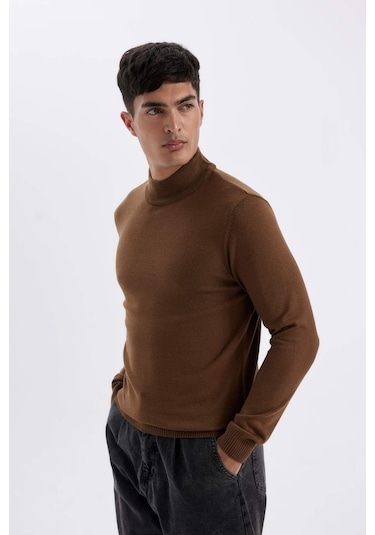 Defacto Slim Fit Dar Kesim Yarım Balıkçı Yaka Basic Düz Triko Kazak R1127AZ24WNBN106 Kahverengi Defacto Slim Fit Dar Kesim Yarım Balıkçı Yaka Basic Düz Triko Kazak R1127AZ24WNBN106 Kahverengi