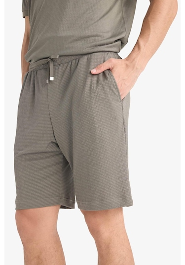 DeFacto Regular Fit Her Yöne Esneyen Krinkıl Bermuda Şort E0980AX25SMKH401