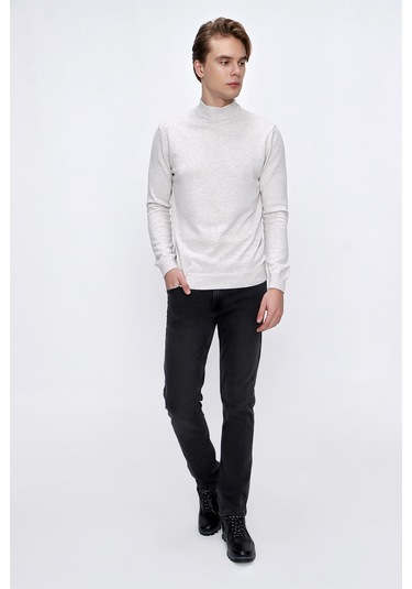 Basic Dinamik Fit Rahat Kesim Yarım Balıkçı Yaka Triko Kazak 99kc017002653 Bej