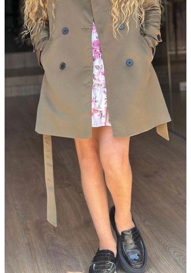 Riccotarz Kız Çocuk Üzeri Dantel İşlemeli Elbise Çift Cep Detaylı Kemerli Yeşil Trençkot Yeşil