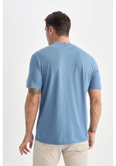 DeFacto %100 Pamuk New Regular Fit Bisiklet Yaka Basic Düz Kısa Kollu Tişört V7699AZ25SPIN195 DeFacto %100 Pamuk New Regular Fit Bisiklet Yaka Basic Düz Kısa Kollu Tişört V7699AZ25SPIN195