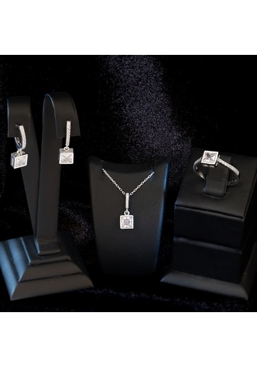 925 Ayar Gümüş Kare Zirkon Taşlı Set