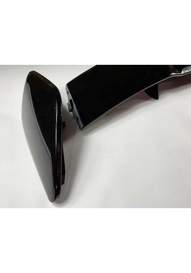 Mercedes W176 13-18 A45 Uyumlu Yedek Parça Spoiler Parlak Siyah