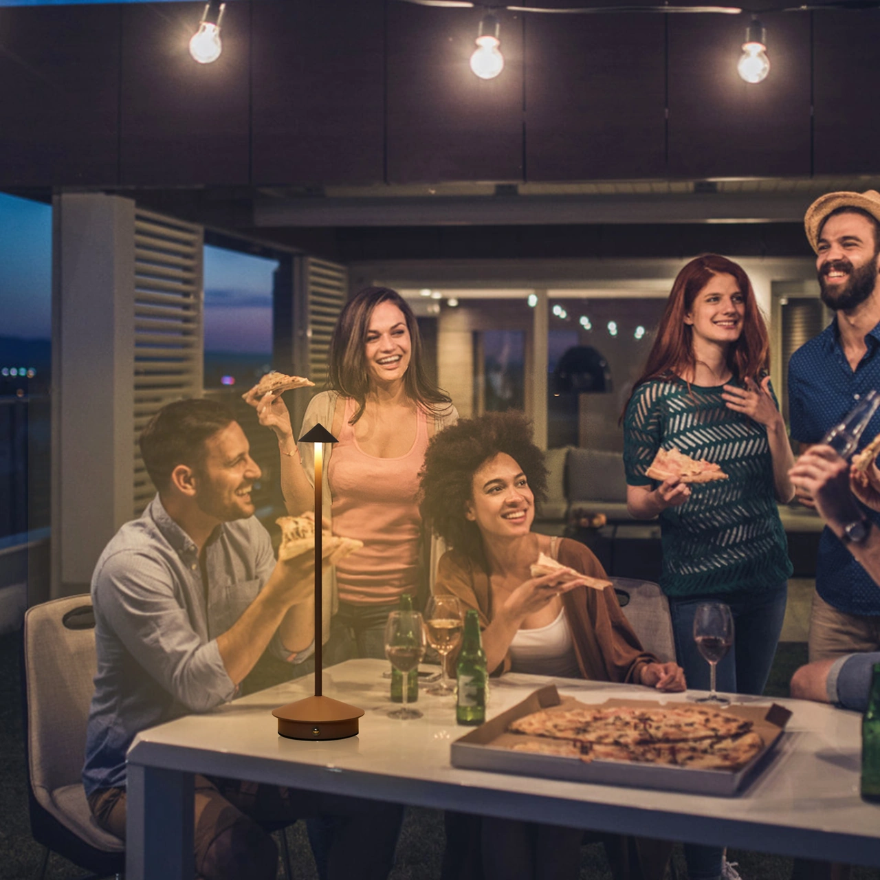 Yuntech01 Metalik Klasik Tasarım Masası Lambası - Dokunmatik Kontrol, 3 Renk Seçeneği, Sürekli Parlaklık Regülasyonu, Hafıza Fonksiyonu, 2000mah Pil Ve Type-c Şarj, Kahverengi Kahverengi