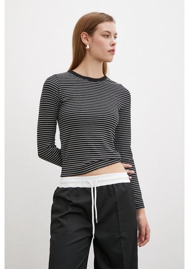 Bisiklet Yaka Çizgili Bluz Siyah Siyah
