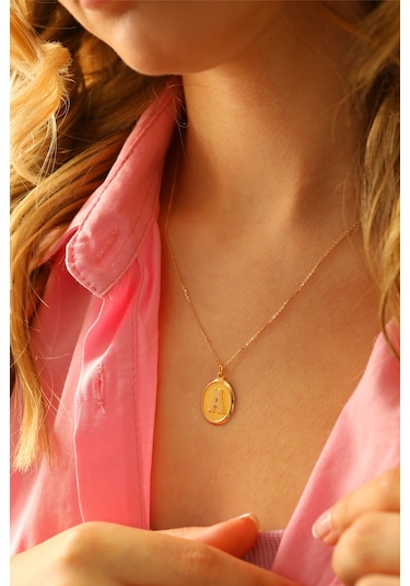 Moom Mücevherat Kadın 14 Ayar Altın Harf Kolye Nostaljik Oval A Harfi Altın Kolye Zincirli 42 Cm