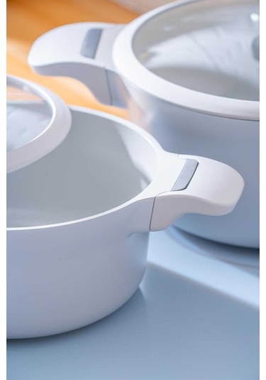 Acar Ultimate Pro Döküm 7 Parça Tencere Seti Beyaz