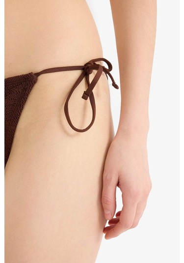 Defacto Bağcıklı Bürümcük Bikini Altı-fall İn Love E0208ax25smbn341 Kahve Defacto Bağcıklı Bürümcük Bikini Altı-fall İn Love E0208ax25smbn341 Kahve