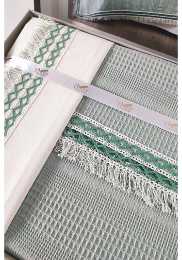 Tivoli Çift Kişilik Dantelli 4 Parça Pike Takımı Çeyizlik-melanie-kapuçino Mınt Mint