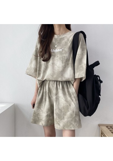 İnce Kesim Spor Ve Rahat Kadın Üst Ve Şort İkili Set Haki