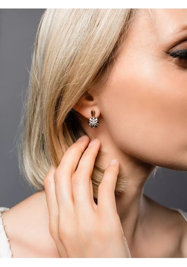 Lamponi 925 Ayar Gümüş Ve Elmaslı Yonca Küpe 16588425 Altın