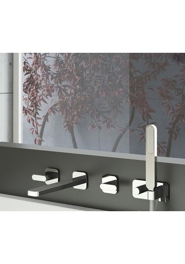 İtalyan Webert Living El Duşlu Ankastre Banyo Bataryası Krom