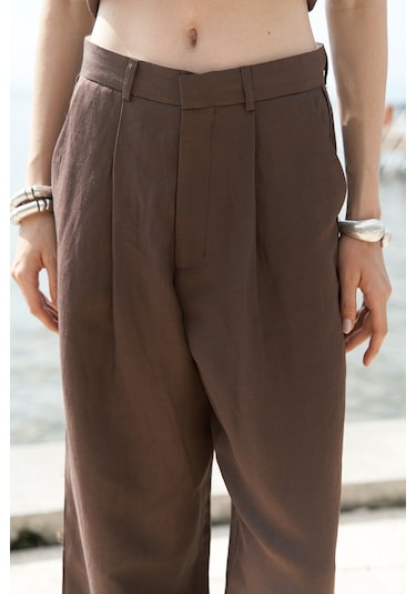 Nagmetah Sırt Pencereli Yelek Pantolon Takım - Kahve Kahve