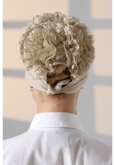 Kadın Fırfırlı Güpürlü Tesettür Topuz Bone - Krem Krem