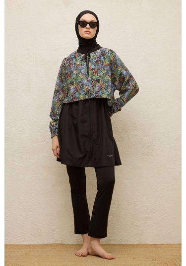 Manuka Rüzgarlıklı 3'lü Tesettür Mayo Takımı Tıny Flower Çok Renkli - Siyah