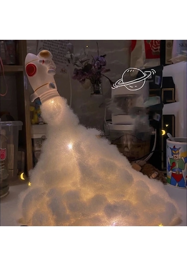 Uçan Astronot Tasarımlı Gece Lambası Renkli