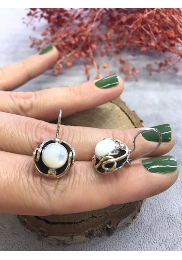 Sedef Taşlı 925 Ayar Gümüş Küpe