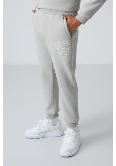 Tommy Life Taş Pamuklu Kalın İçi Tüylü Yumuşak Dokulu Standart Fit Baskılı Erkek Çocuk Eşofman Takım - 11253 Taş Rengi Taş
