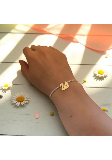 Archin Ü Harfine Özel Kuğu Kuşu Motifli 14 Ayar Altın Plakalı Beyaz Taş Detaylı Hediye Bileklik-601harf Ü