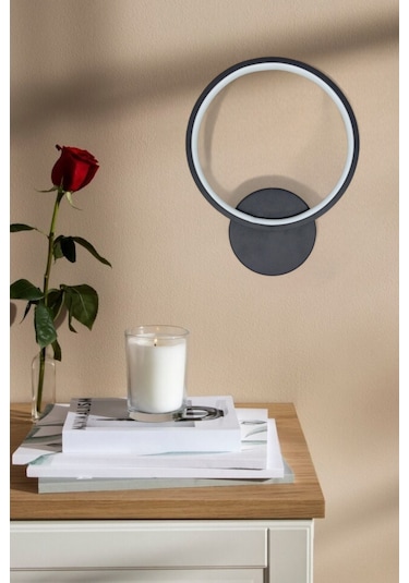 Aura Siyah Renk Gün Işığı Ledli Hol Banyo Mutfak Duvar Aplik Siyah