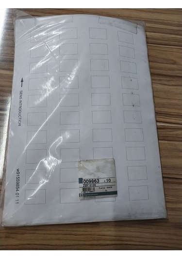 Telemecanique Yazı Tutucu 30 x 50 MM 40 Sayfalı İşaretsiz Yazılar 18 x 27 CM