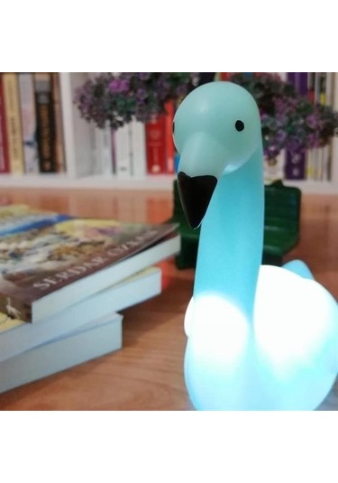 Seçkin Trend Dekoratif Işık Altında Renk Değiştiren Pilli Kuğu Gece Lambası Çok Renkli