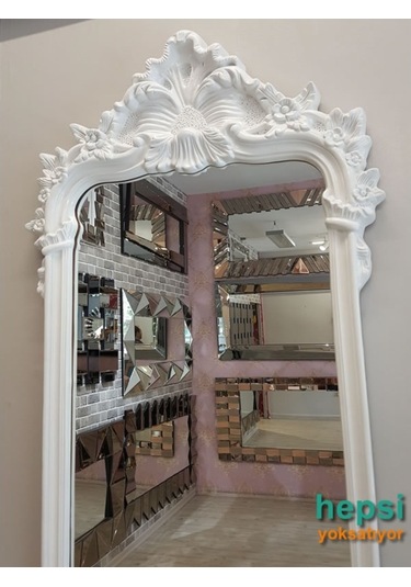 Vintage Madam Model Varaklı Boy Aynası Beyaz