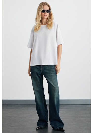 Lagertha Kadın %100 Organik Pamuklu Kalın Dokulu Oversize Fit Yuvarlak Yakalı Beyaz T-shirt