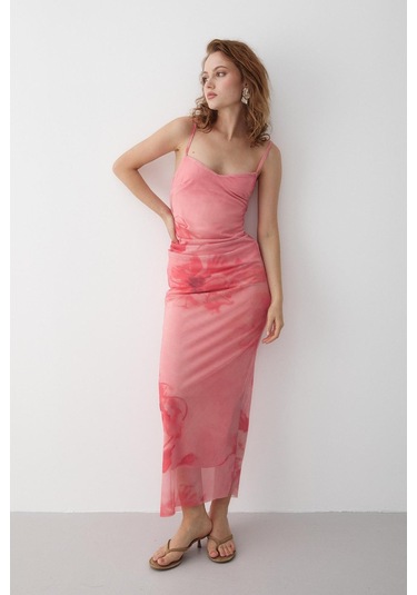 Pembe Yan Drapeli Çiçek Desenli Elbise Pembe