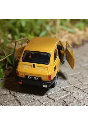 Nostaljik Metal Çek Bırak Sarı Fiat 126 Araba Kapılar Açılır Diğer