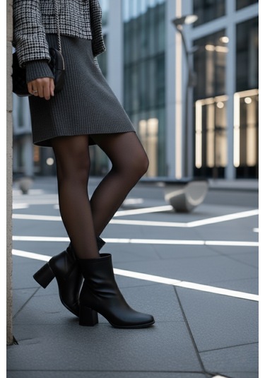 Kadın Rozi Küt Burunlu Topuklu Streç Bot Siyah