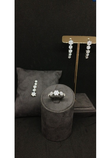 925 Ayar Gümüş Taşlı Çiçek Salkımı Takı Seti - Kolye Ucu, Küpe Ve Yüzük 11,74 Gr. Gümüş