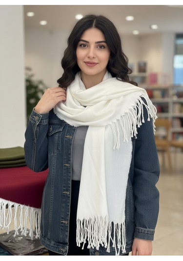 Derikem Kadın Yumuşak Dokulu Akrilik Basic Kışlık Şal Beyaz