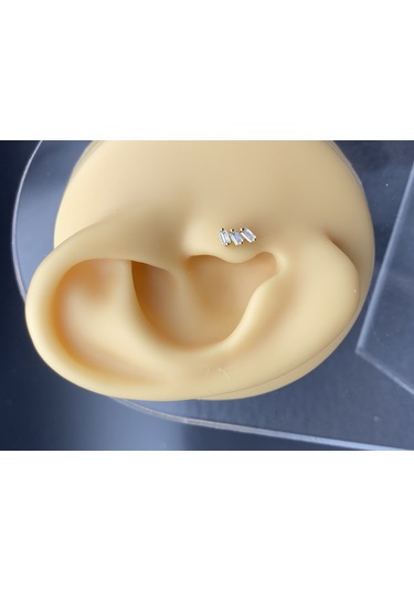 Altınkesesi Altın Üçlü Baget Tragus Piercing Altın