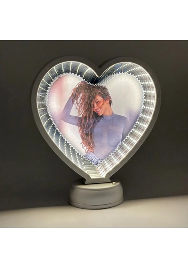 Derinlik Gösteren Kalp Sihirli Ayna Çok Renkli