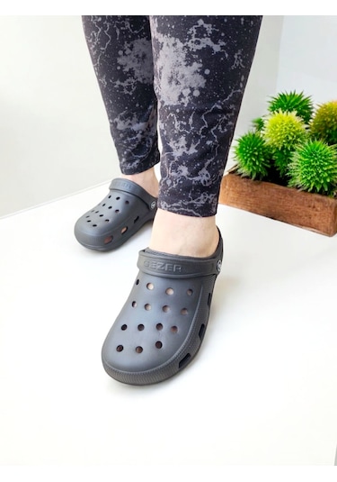 Günlük Yumuşak Taban Kemerli Doktor,hemşire Terliği Siyah