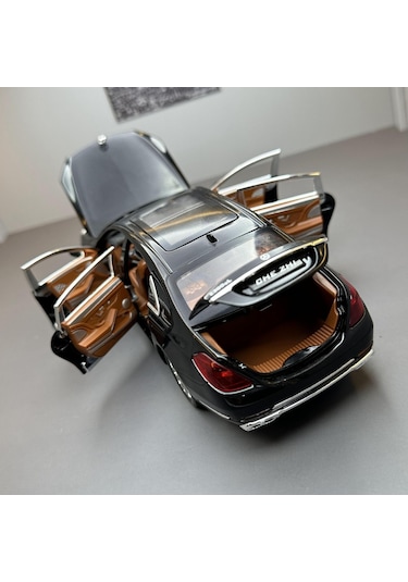 Lichen 1:24 Mercedes-benz E300l Sedan Araba Modeli Bumerang