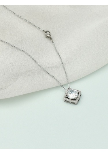 Brezza Lusso Jewelry Axcce Serie Kare Zirkon Taşlı Kolye Gümüş