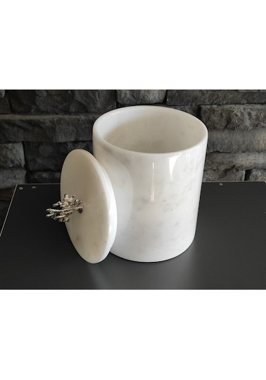 Beyaz Mermer Çöp Kovası Gümüş Renk Mercan Akseuarlı Beyaz