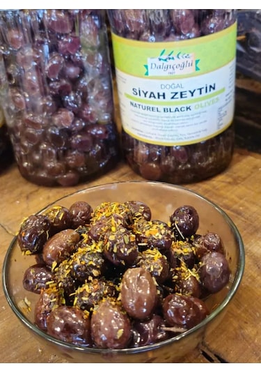 Dalgıçoğlu Yağlı Sele Az Tuzlu Taze Siyah Çıtır Çerez Yuvarlama Zeytin 1 KG