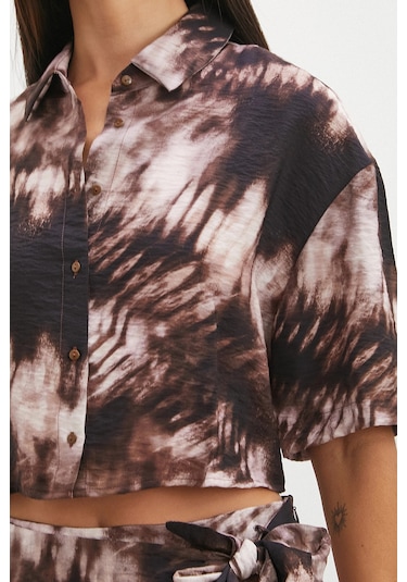 Uterpe Brown Mocha Tie Dye Cropped Shirt Bej