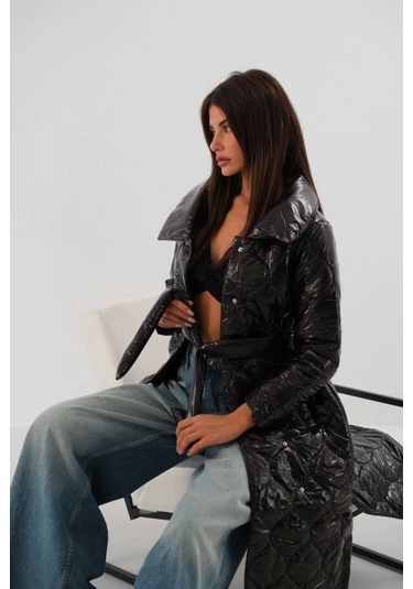 Kemerli Rugan Şişme Maxi Mont Siyah